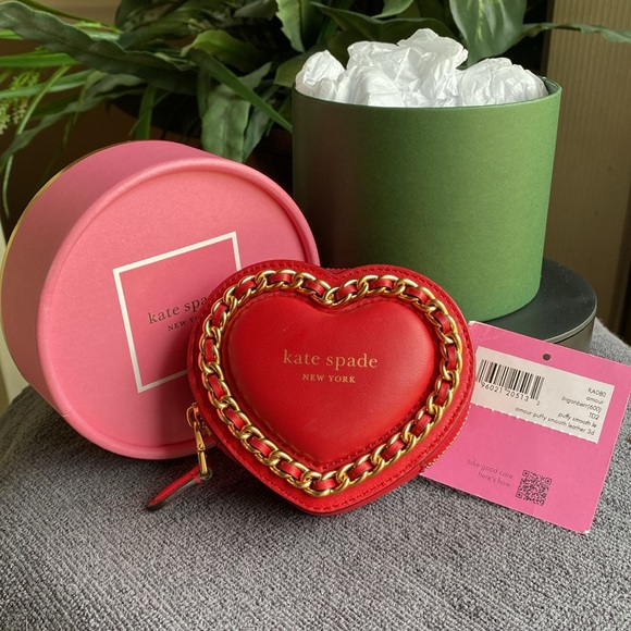 Kate Spade Amour red leather heart coin case with gold chain detail with box - Picture 6 of 13